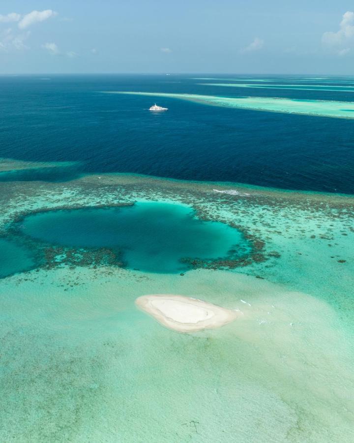 Ocean Lilly Inn Hangnaameedhoo Exteriör bild