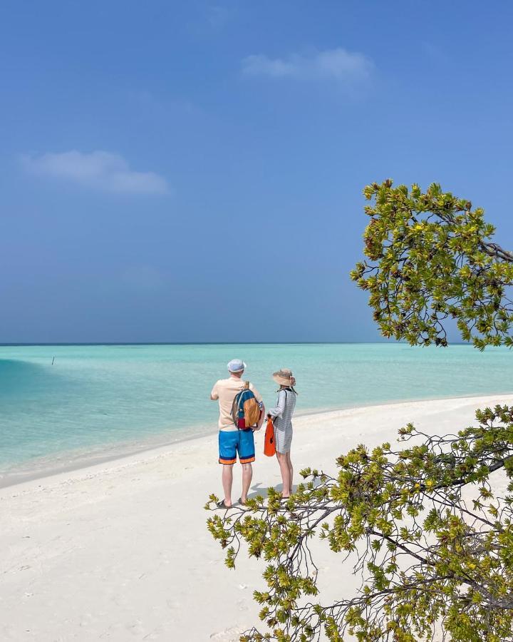 Ocean Lilly Inn Hangnaameedhoo Exteriör bild