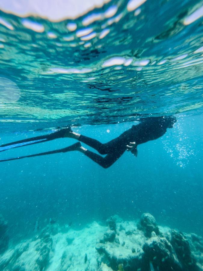 Ocean Lilly Inn Hangnaameedhoo Exteriör bild